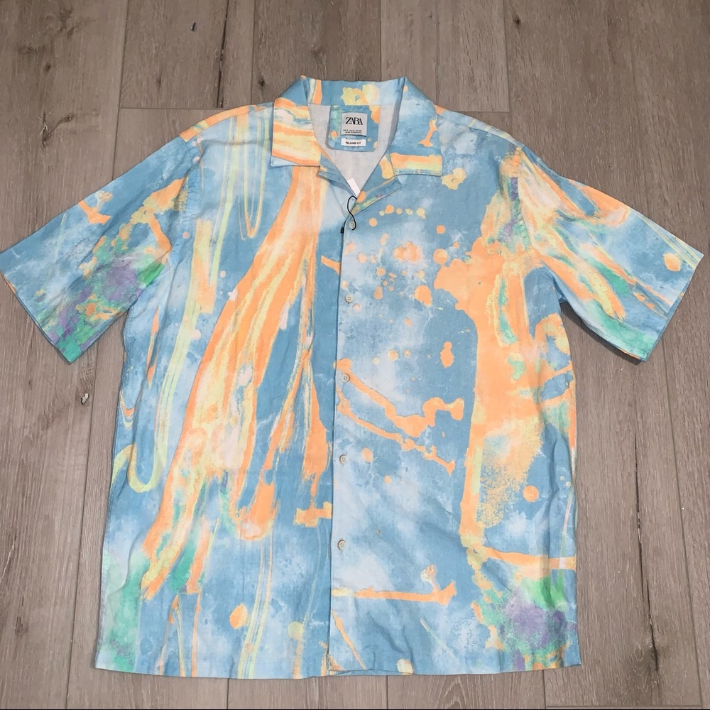 🔴 SOLD 🔴 Zara Abstract Print Tie-Dye relaxes shirt